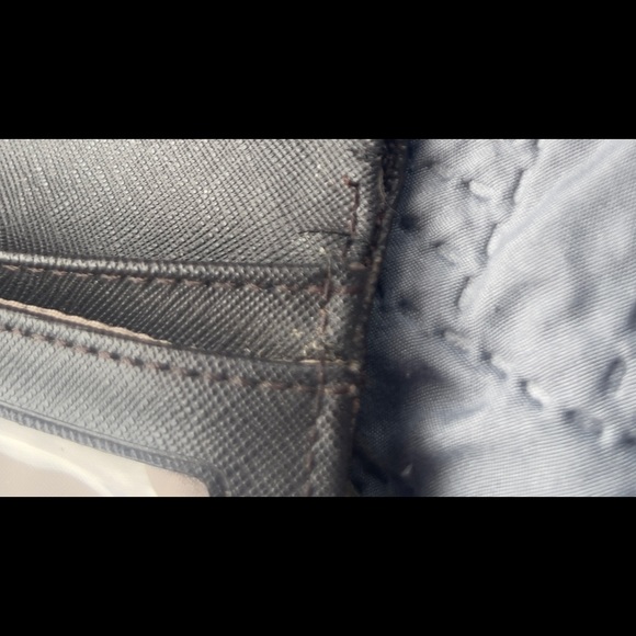 Michael Kors checkbook wallet - Picture 5 of 9